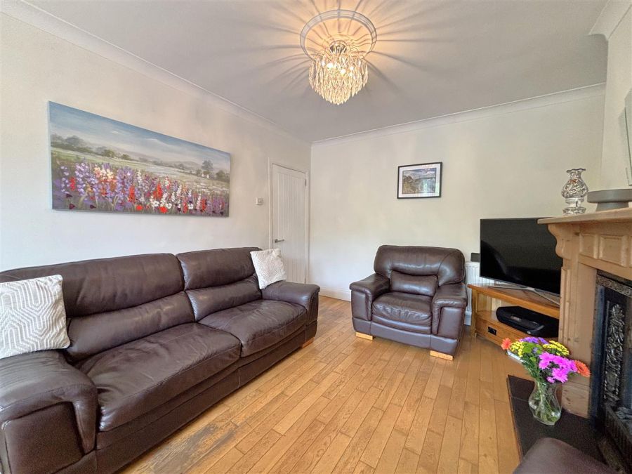 65 Dunkeld Gardens