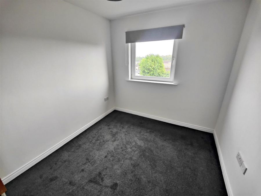Apt 20 Block E, 678 Shore Road, Horizon Building
