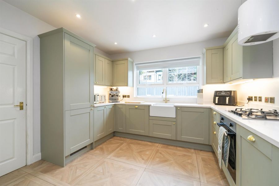 19 Firmount, 581 Antrim Road