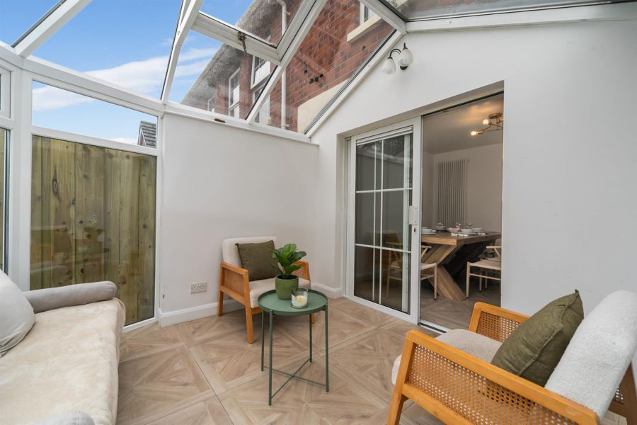 19 Firmount, 581 Antrim Road