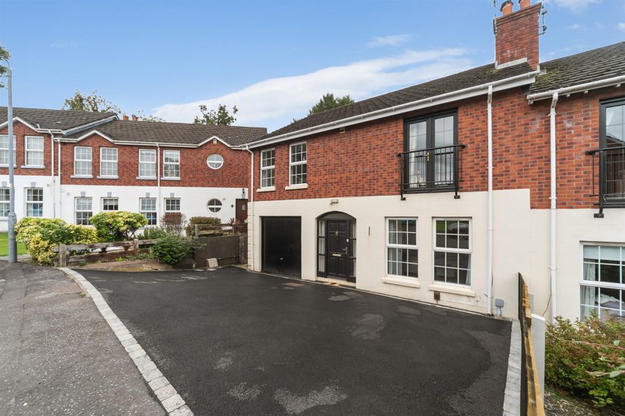 19 Firmount, 581 Antrim Road