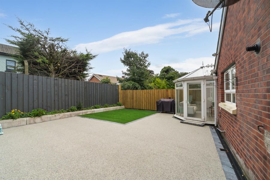 19 Firmount, 581 Antrim Road