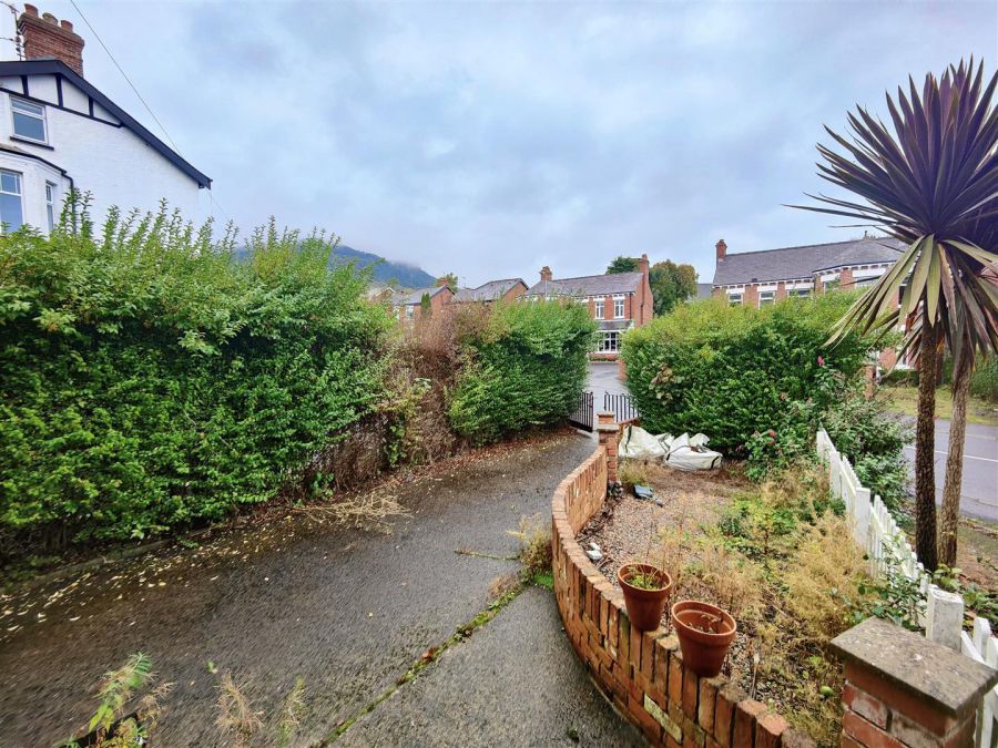 30 Old Cavehill Road