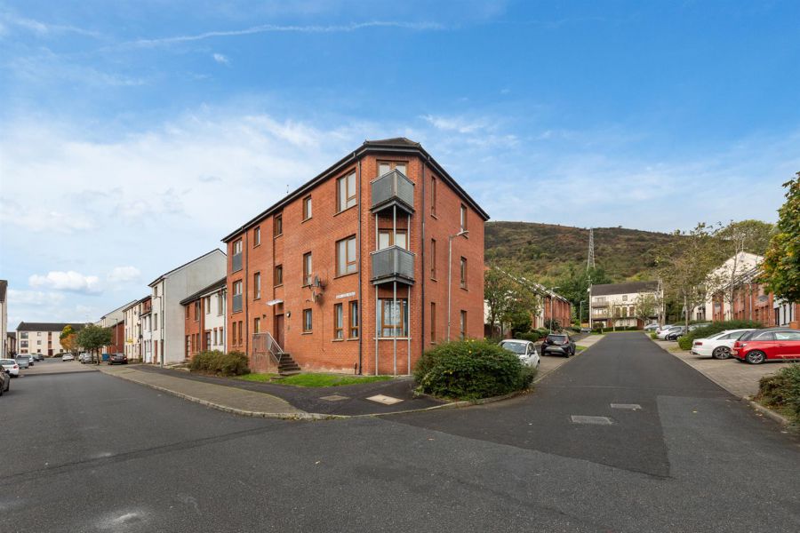 5a Heath Lodge Avenue