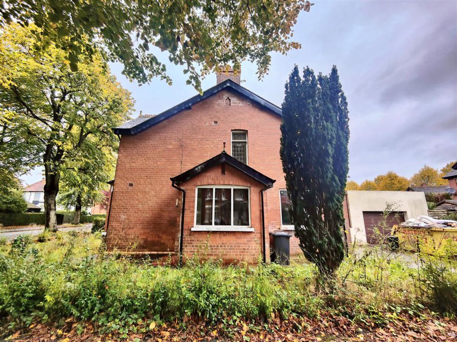 34 Kelvin Parade