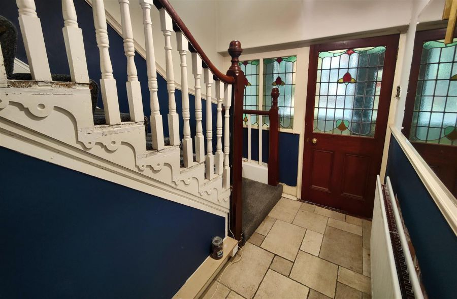 34 Kelvin Parade
