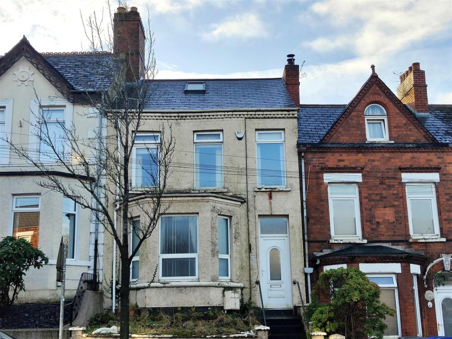 40 Ballygomartin Road