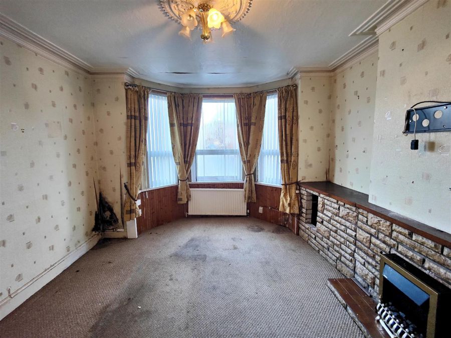 40 Ballygomartin Road