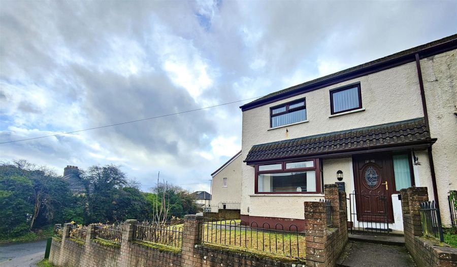 46 Silverstream Gardens