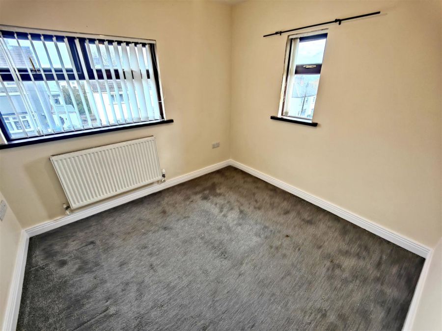 46 Silverstream Gardens