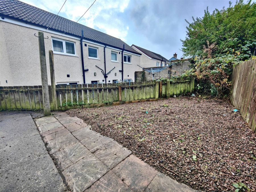 46 Silverstream Gardens