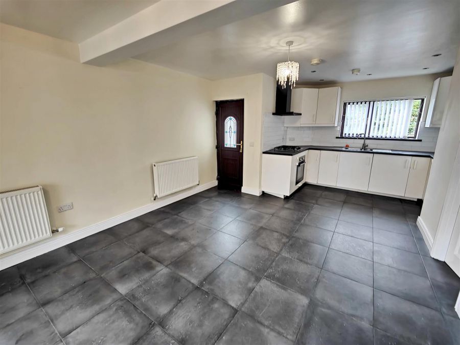 46 Silverstream Gardens