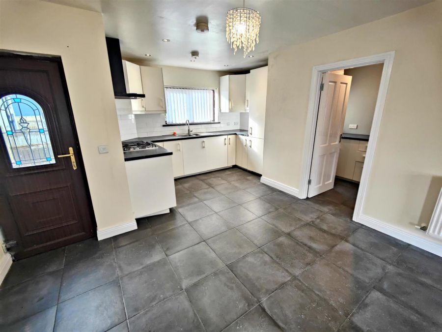 46 Silverstream Gardens