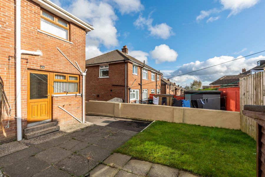 3 Wolfhill Drive 3 Wolfhill Drive