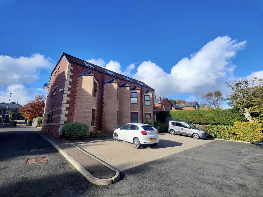 Flat 1 707 Antrim Road