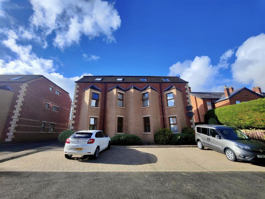 Flat 1 707 Antrim Road