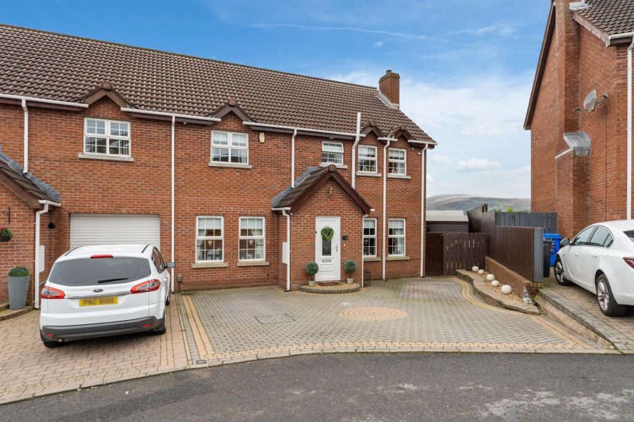 17 Loughview Meadows