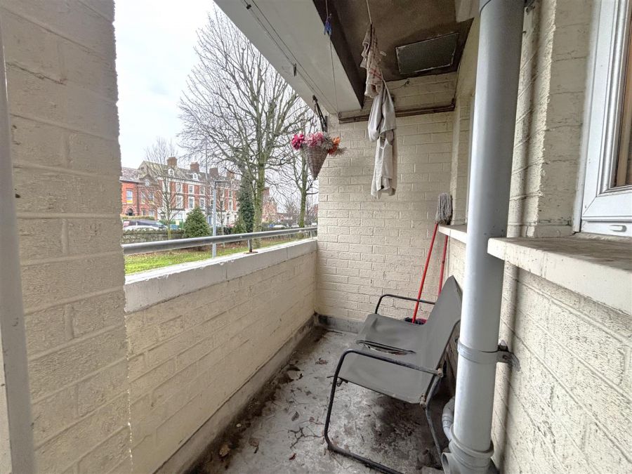 49 Kansas Avenue Flats