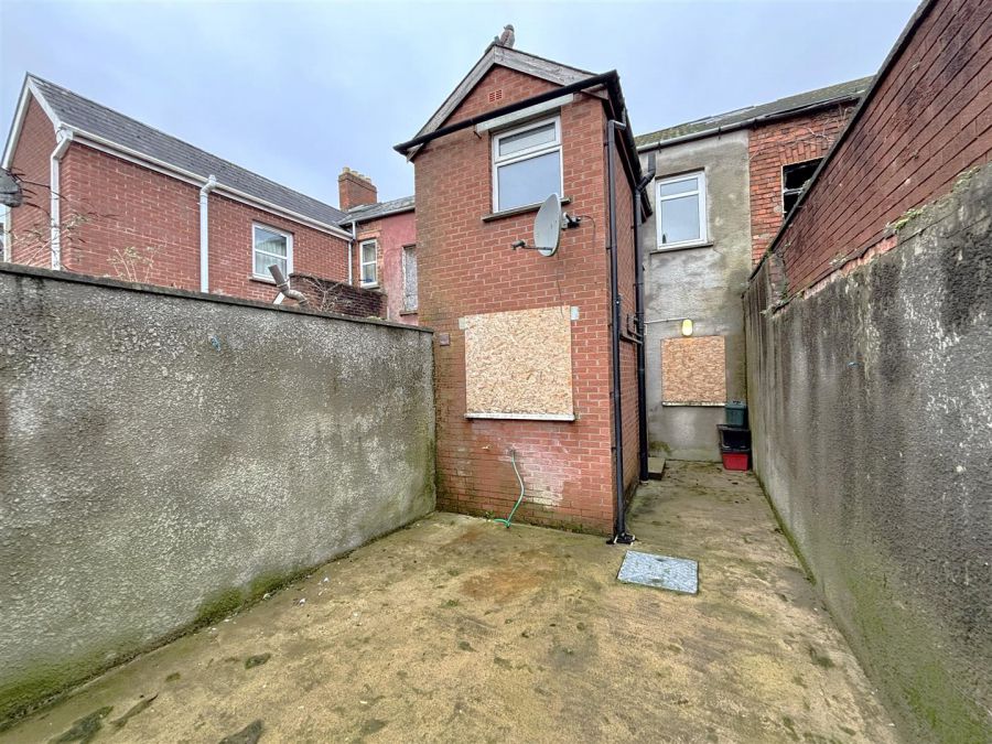 51 Fortwilliam Parade