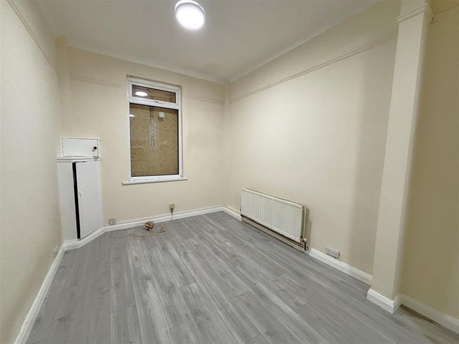 51 Fortwilliam Parade