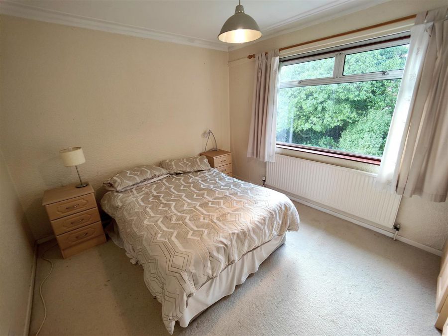 12 Squires Hill Road