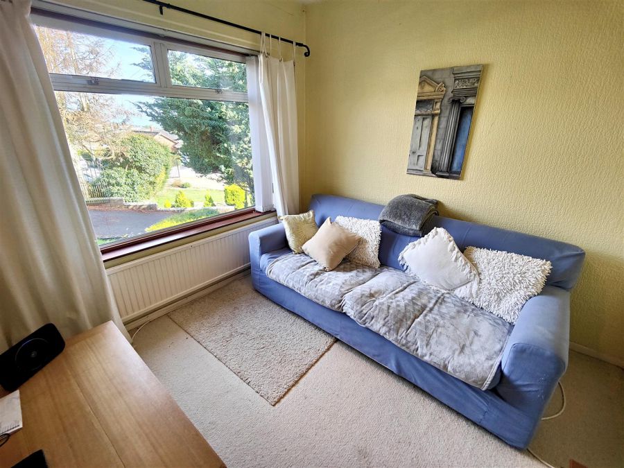 12 Squires Hill Road