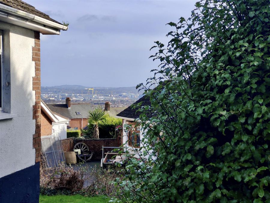 12 Squires Hill Road