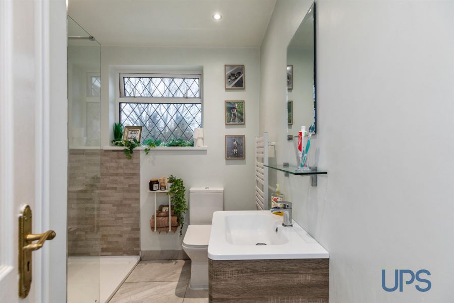 59 Abbeydale Crescent