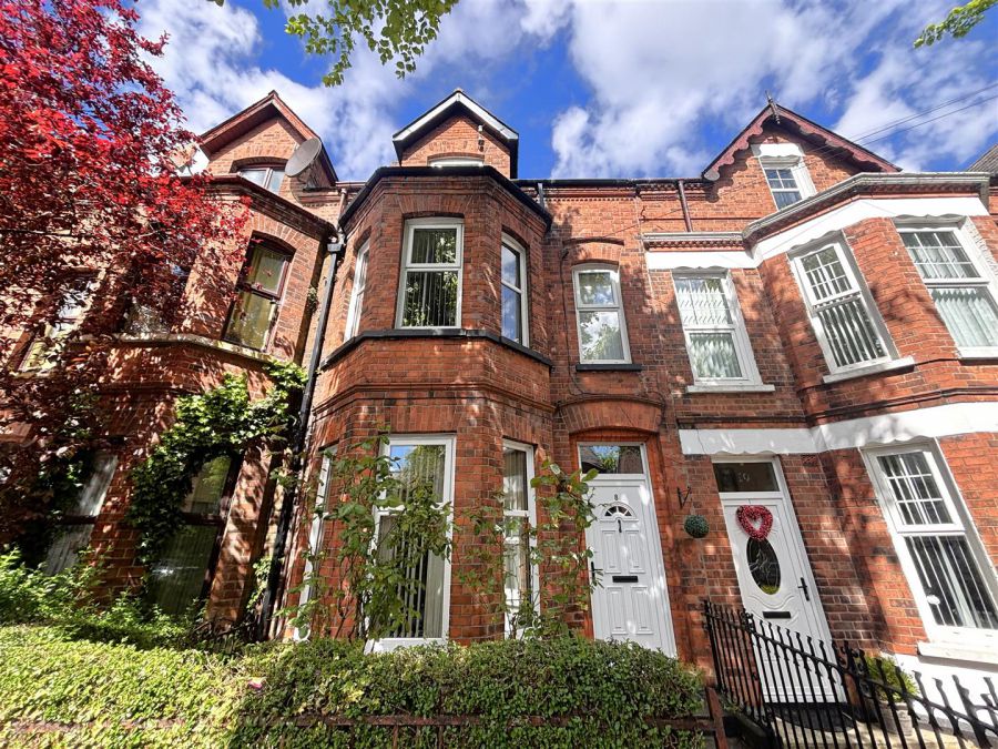8 Linden Gardens