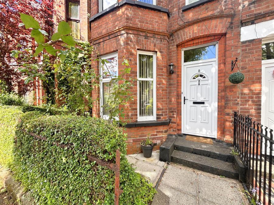 8 Linden Gardens
