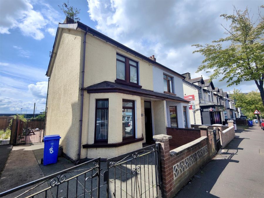 8 Ballygomartin Road