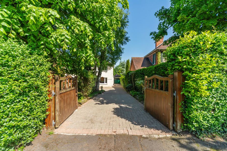 15 Innisfayle Road