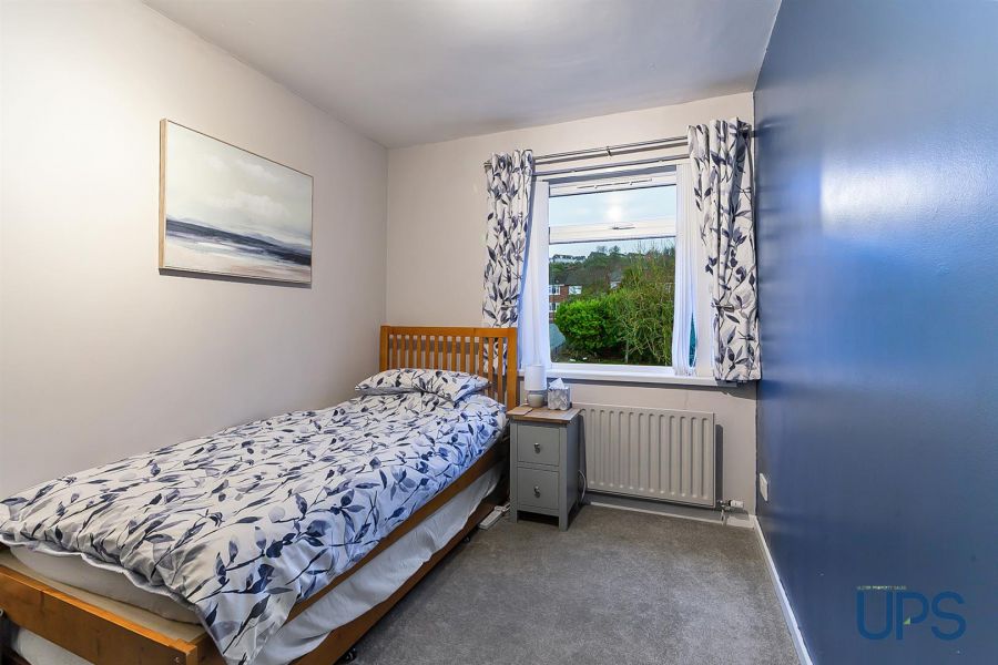 13 Silverstream Crescent