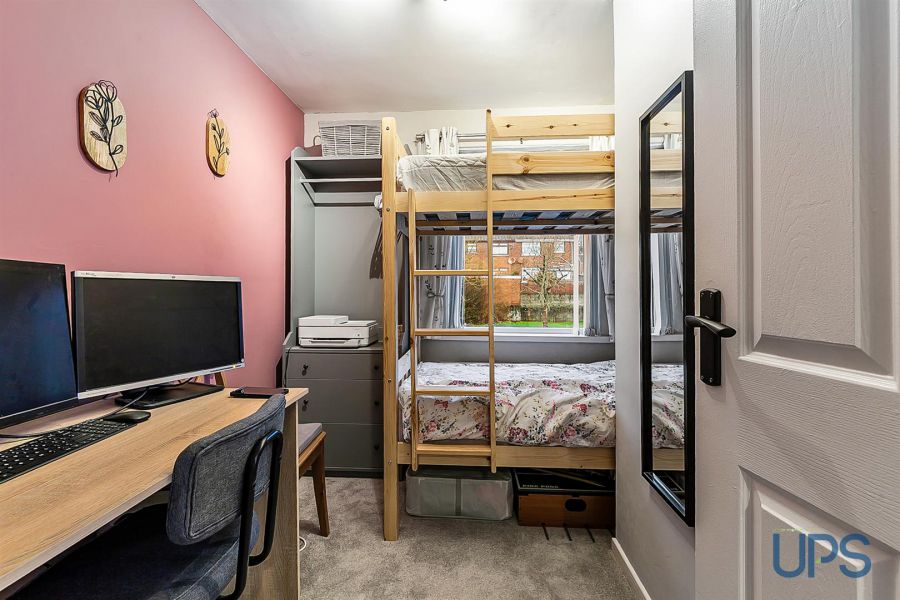 13 Silverstream Crescent