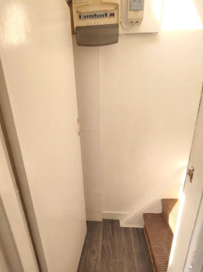 44 Stratford Gardens