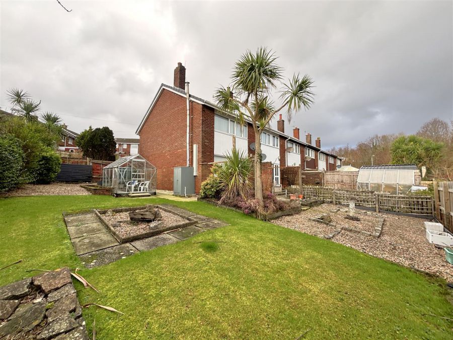 14 Sunningdale Green