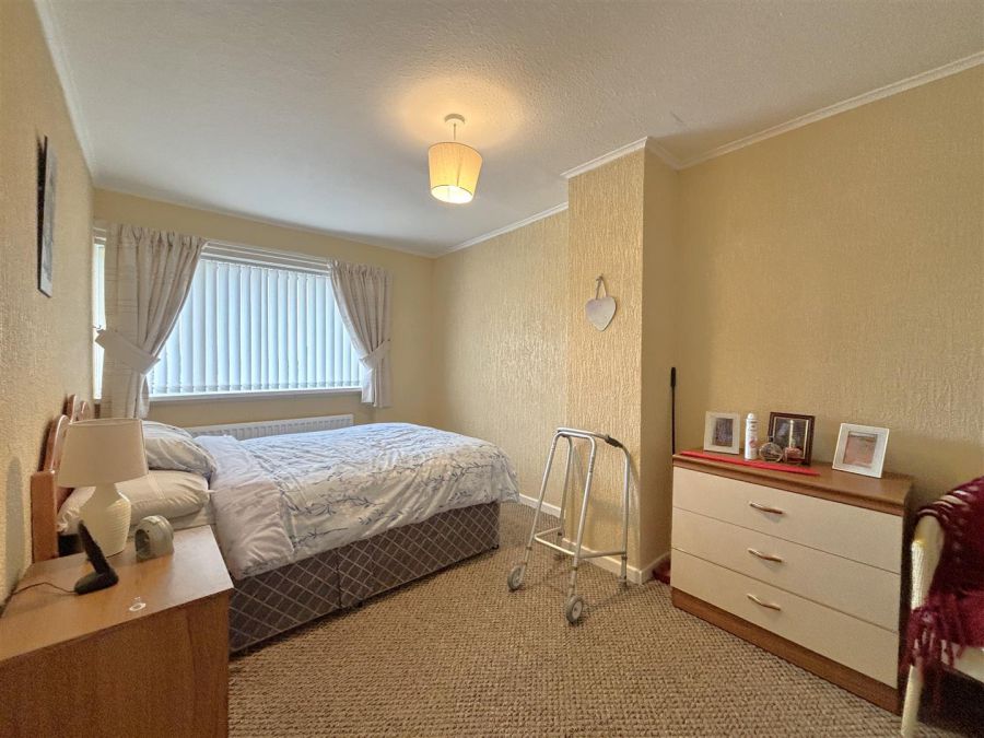 14 Sunningdale Green