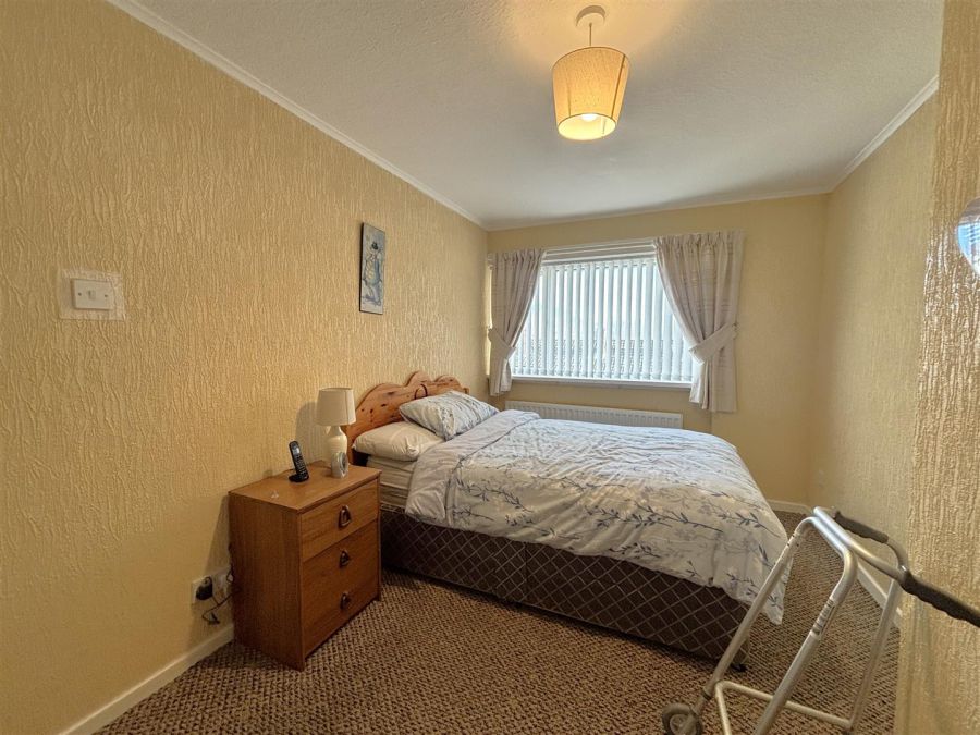 14 Sunningdale Green