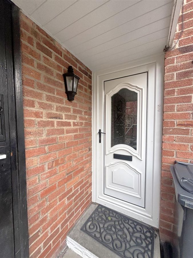 14 Sunningdale Green