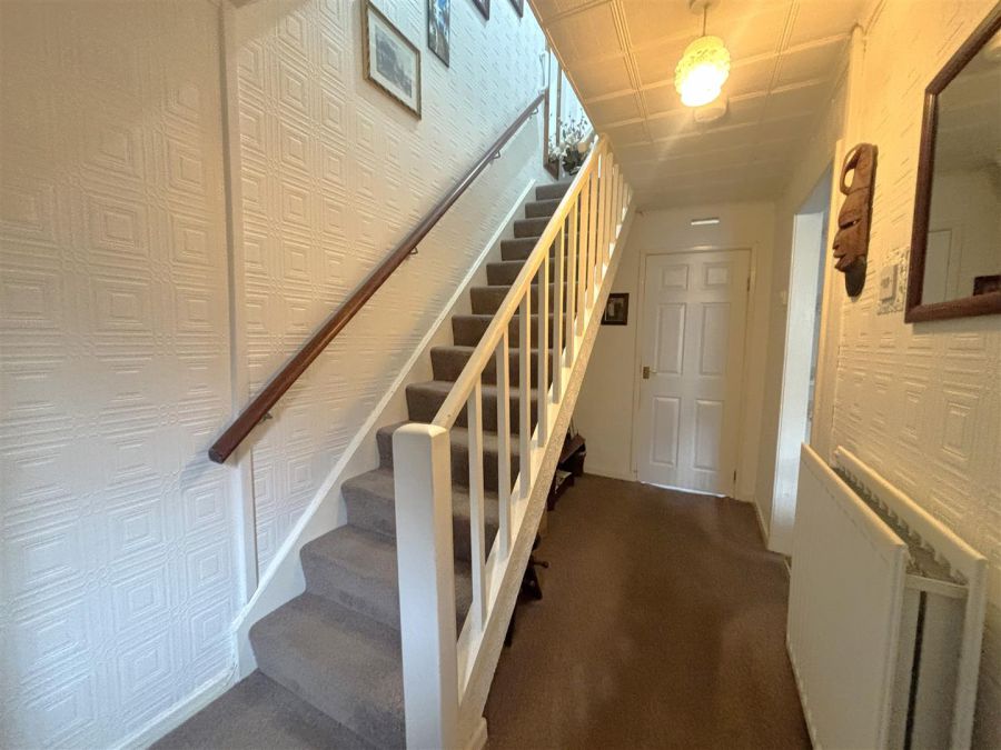 14 Sunningdale Green