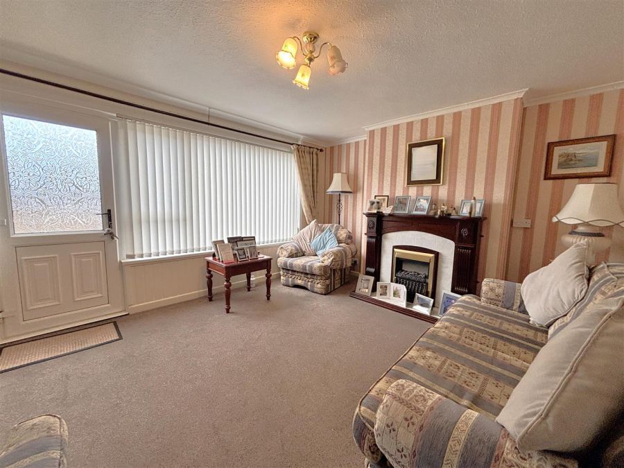 14 Sunningdale Green