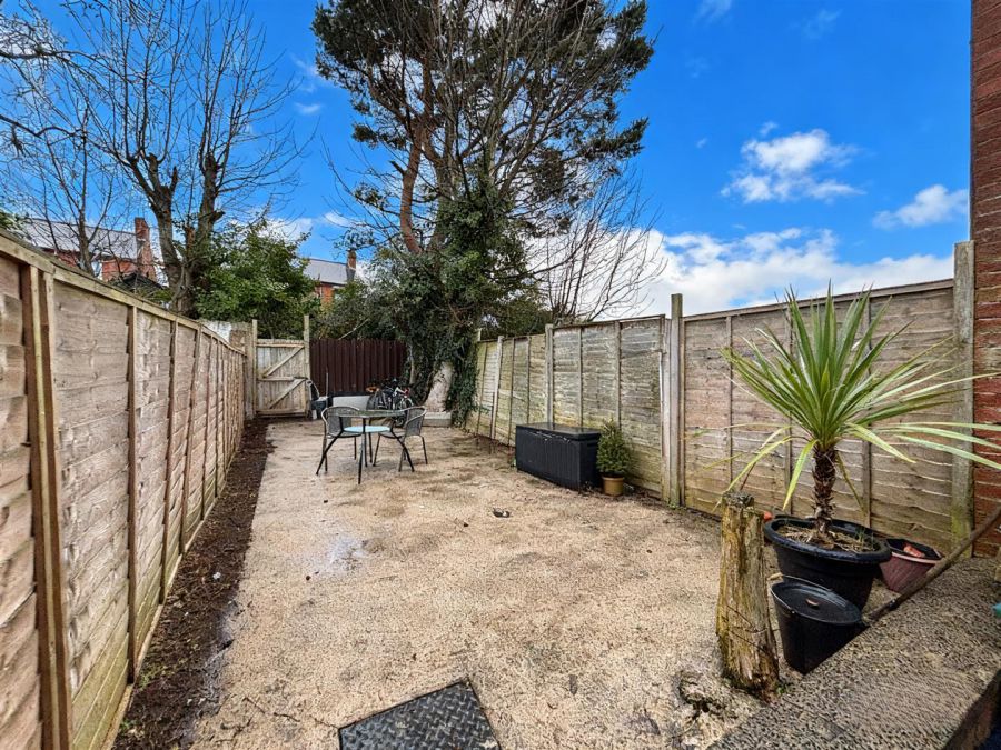 65 Fortwilliam Parade