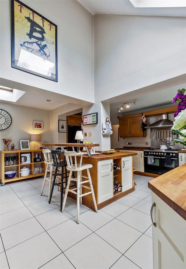 Chestnut Lodge, 98 Somerton Road