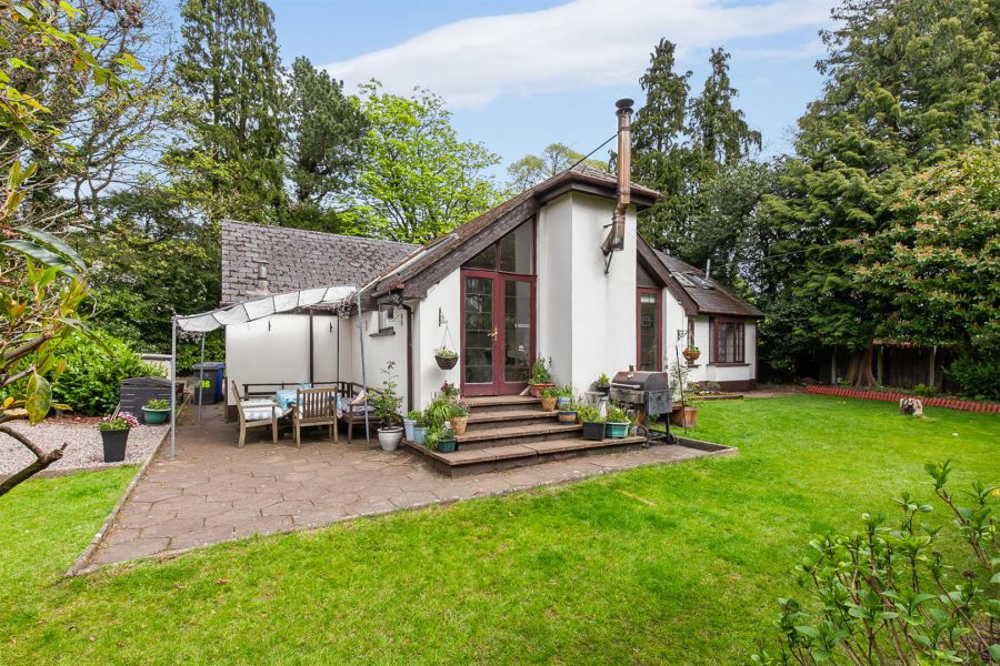 Chestnut Lodge, 98 Somerton Road