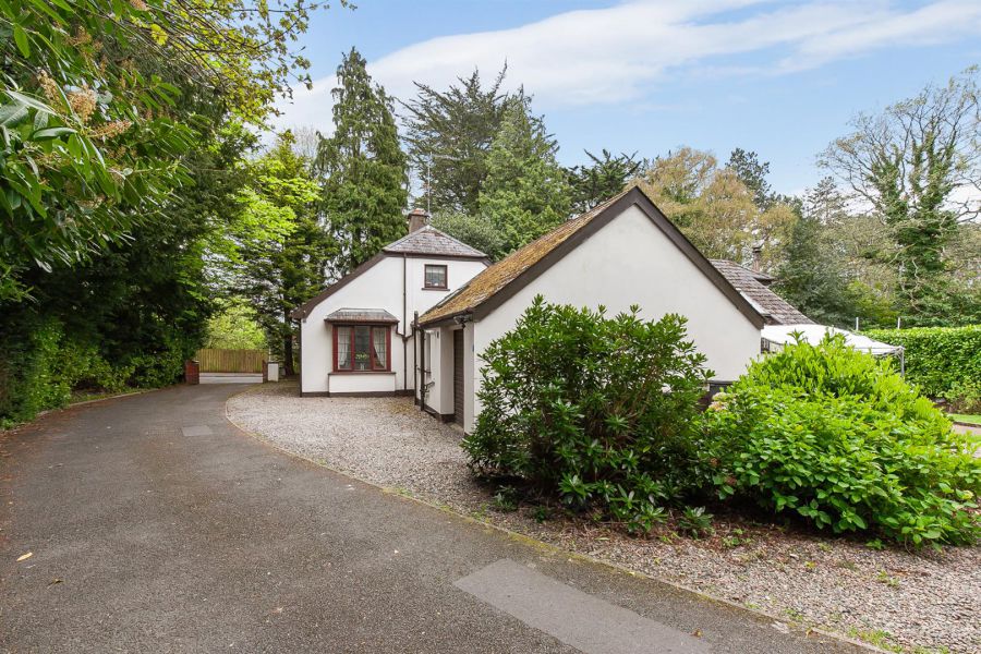 Chestnut Lodge, 98 Somerton Road