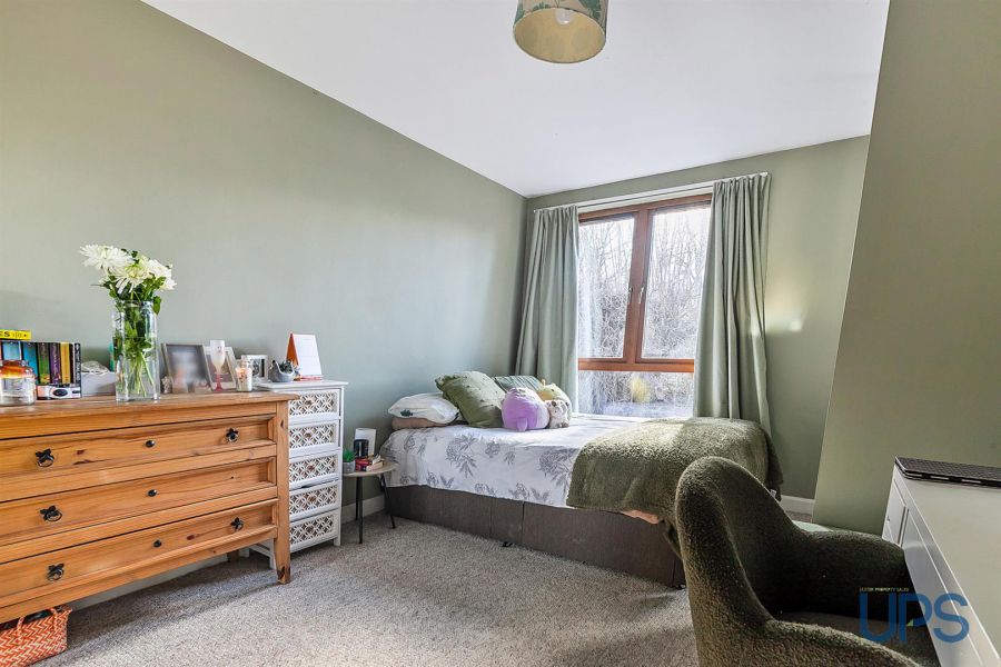 203 Alexandra Park Avenue