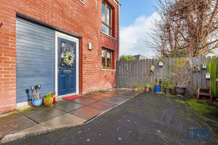 203 Alexandra Park Avenue