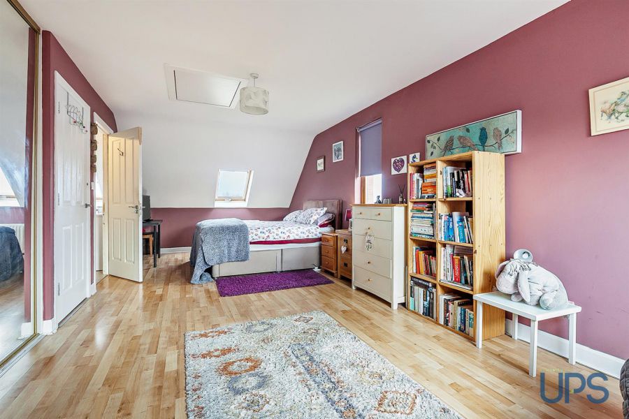 203 Alexandra Park Avenue