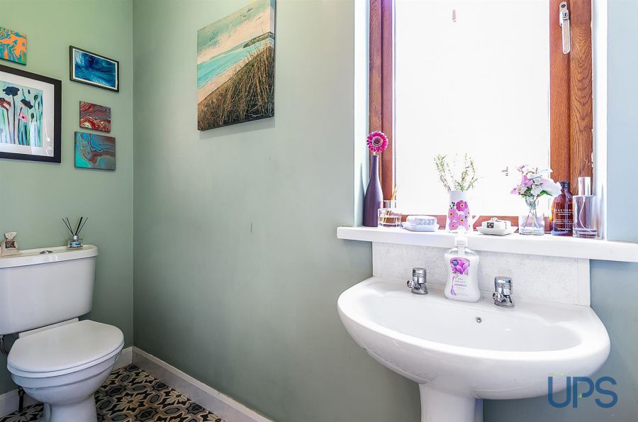 203 Alexandra Park Avenue