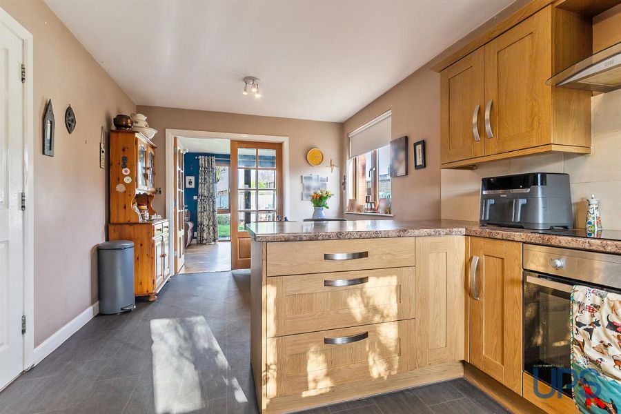 203 Alexandra Park Avenue